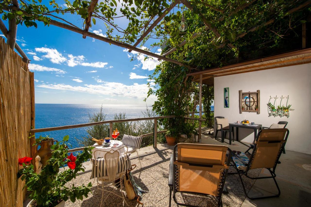 Sea Side Solandra Apartment Praiano Bagian luar foto